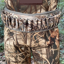 Load image into Gallery viewer, DynoGoods Shell Belt - Adjustable Belt, Zipper Storage Pocket, Camo